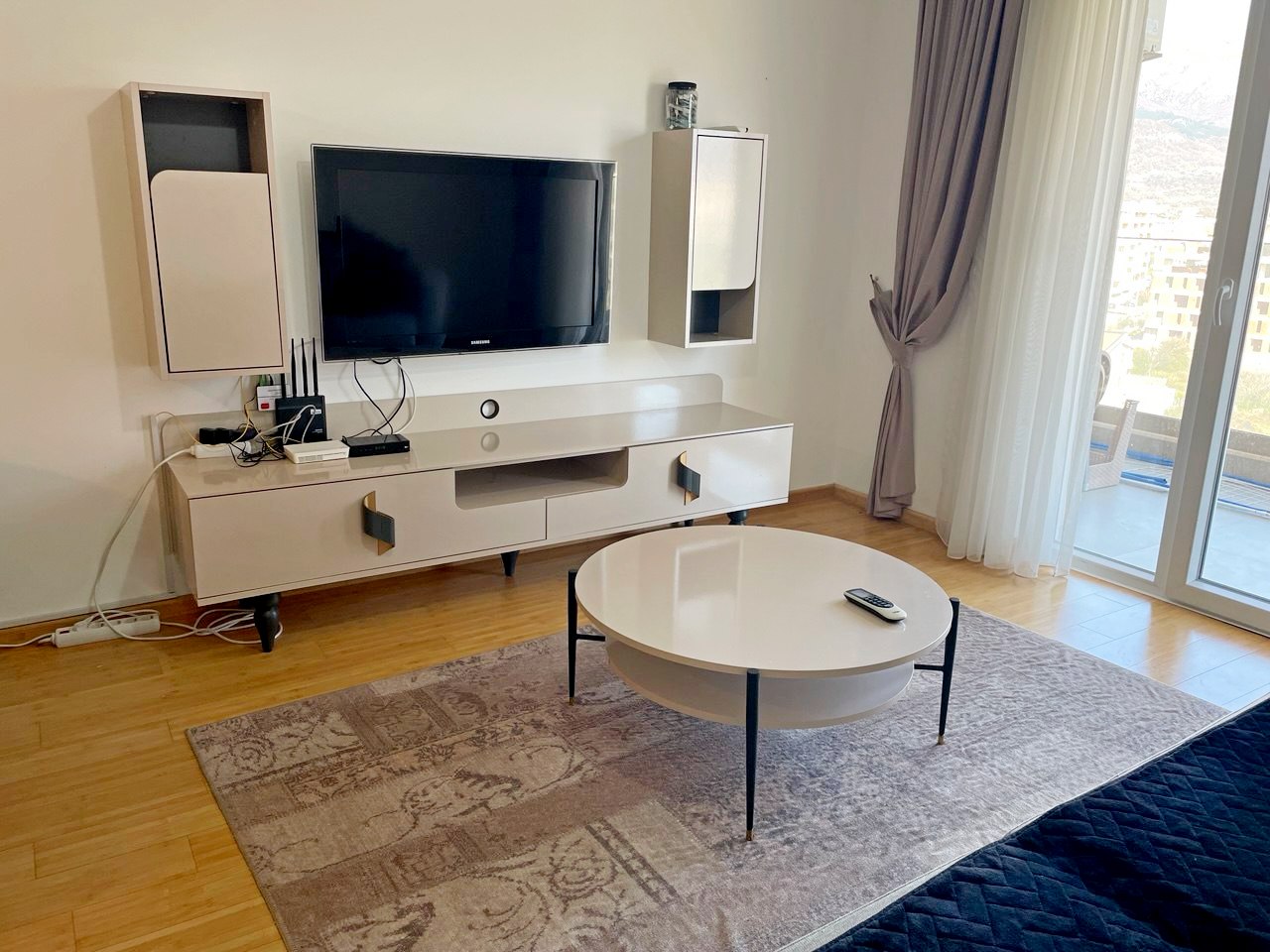 New Apartment with Sea View in Bar 3