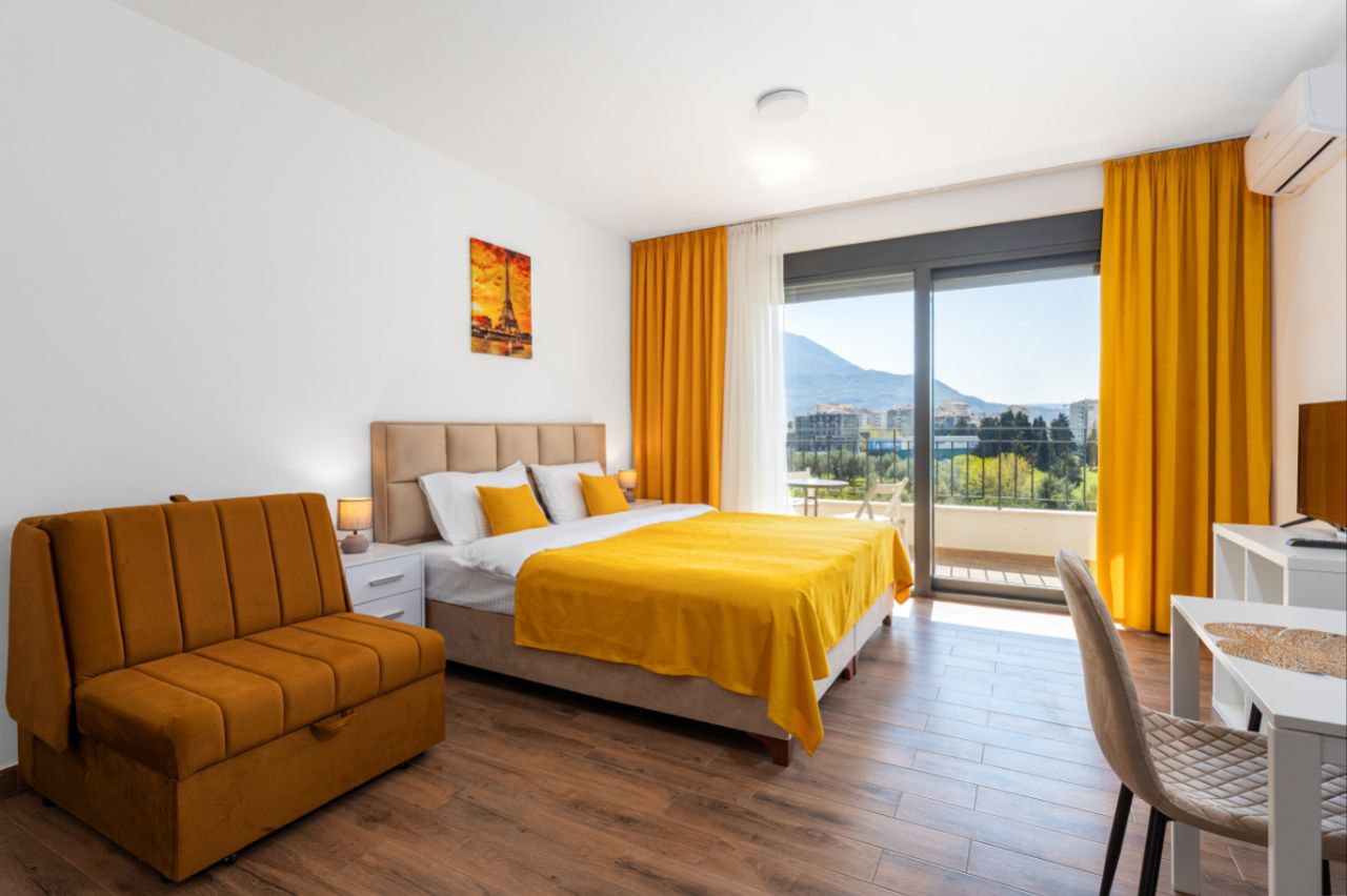 Stylish Studio Apartment in Central Bar 4