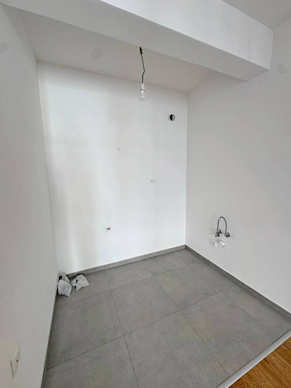 1-bedroom apartment with mountain view in Novi Bar 8