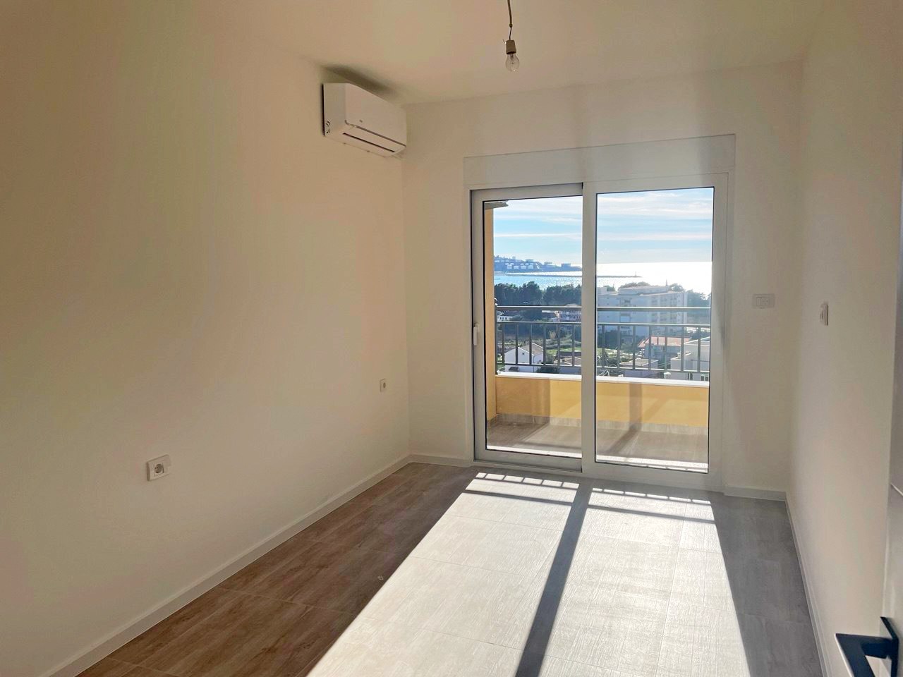 New Sea View Apartment in Bar 7