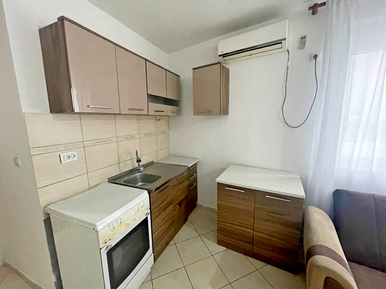 Cozy 1-Bedroom Apartment in Bar with Sea Views 8