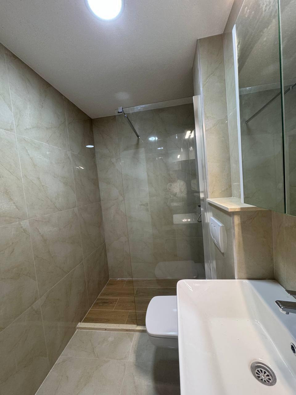 Compact Studio Apartment with Mountain View in Bar, Montenegro 8