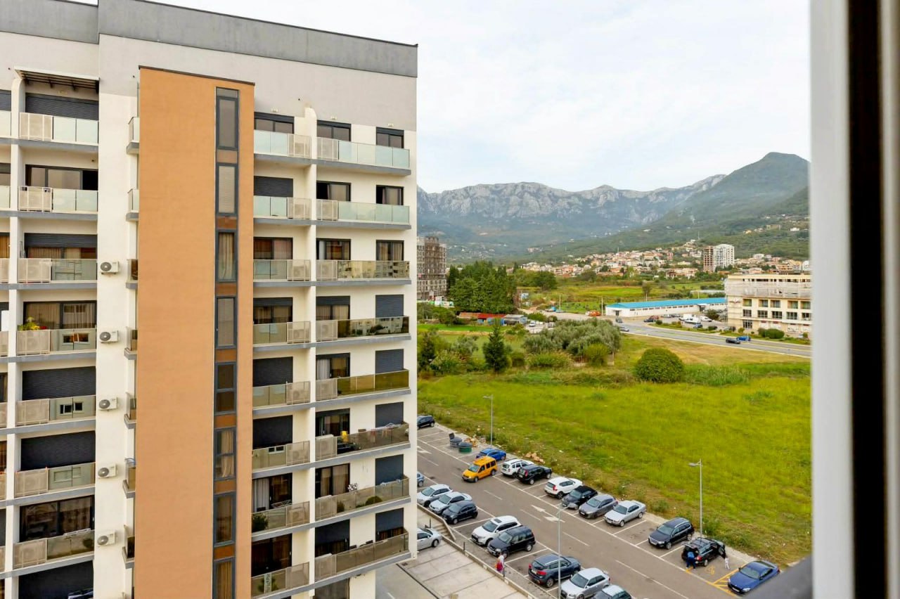 Apartment in the Center of Bar with Quality Furniture and Appliances 3
