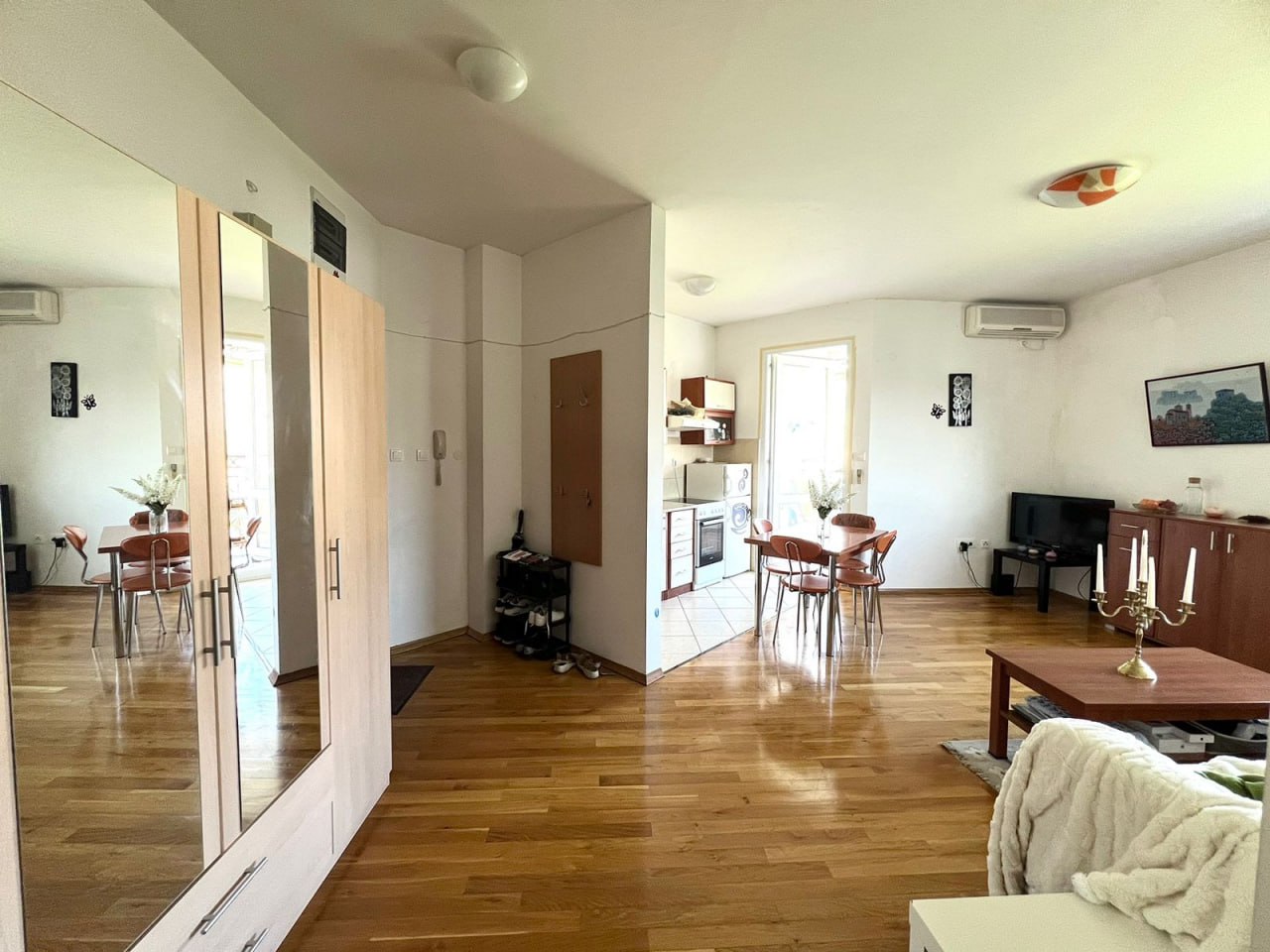 Apartment in the Center of Bar 2