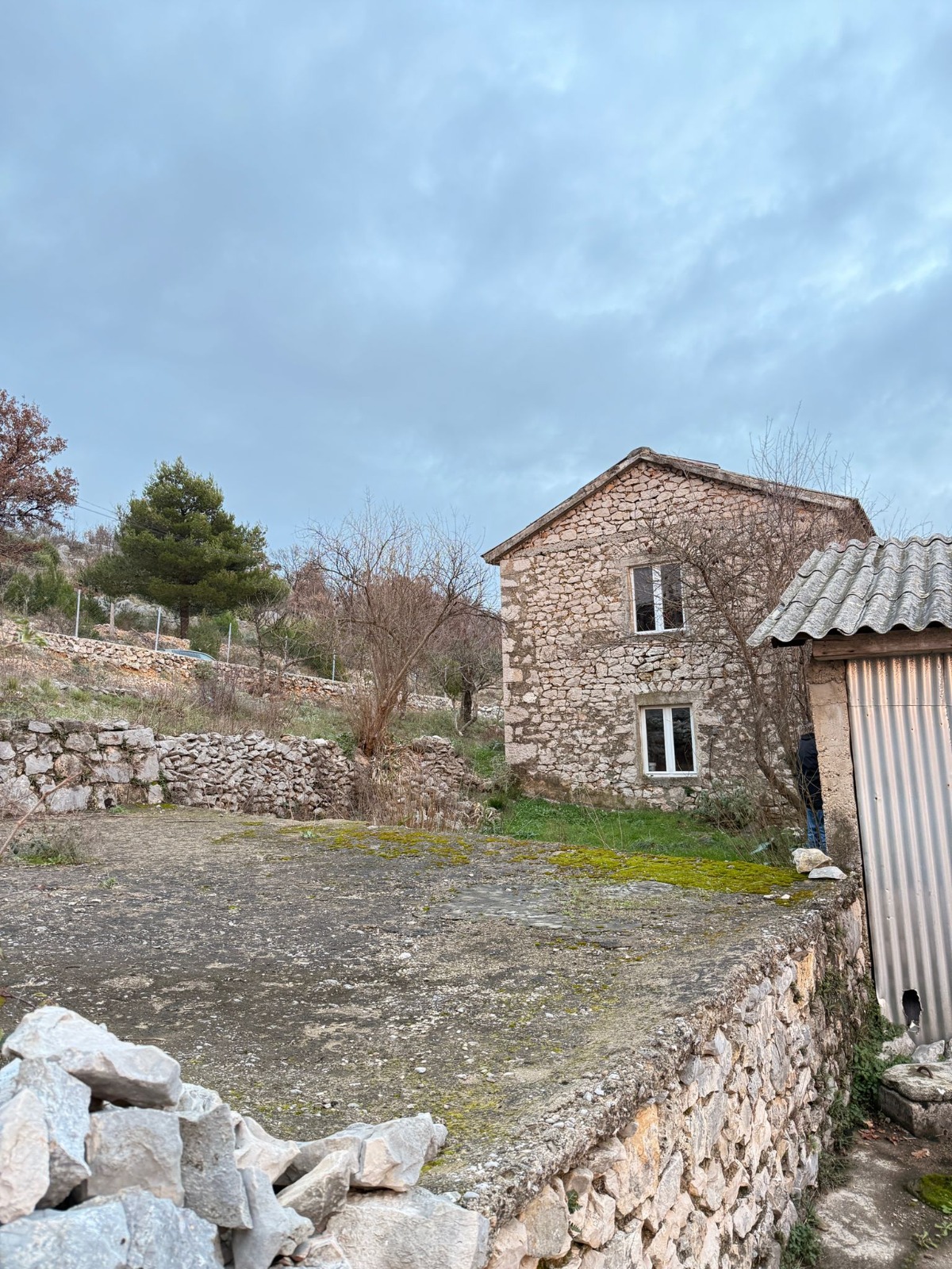 Stone house with land in Velja Gorana/Bar 11