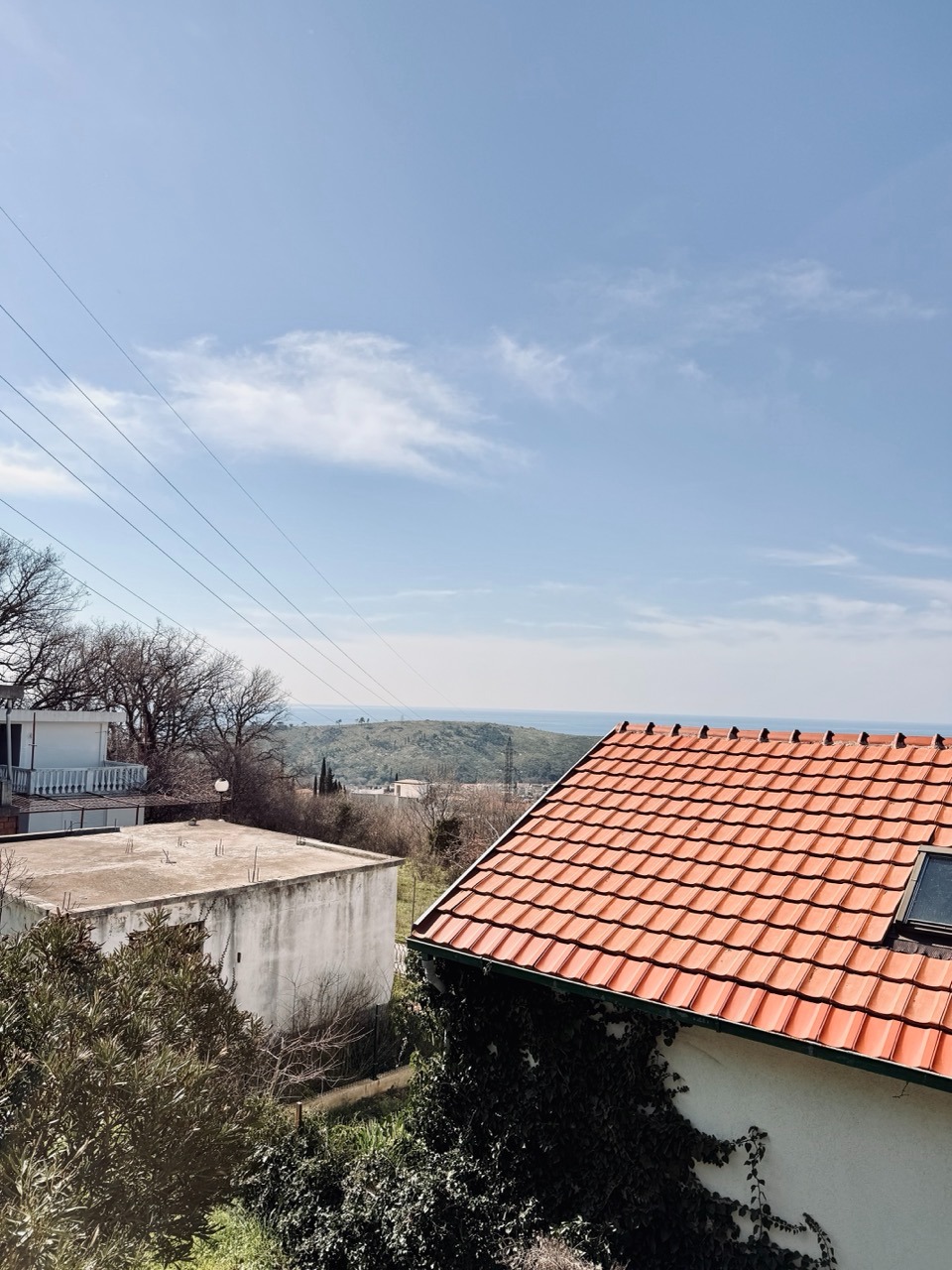House with Two One-Bedroom Apartments and Parking in Sutomore 11