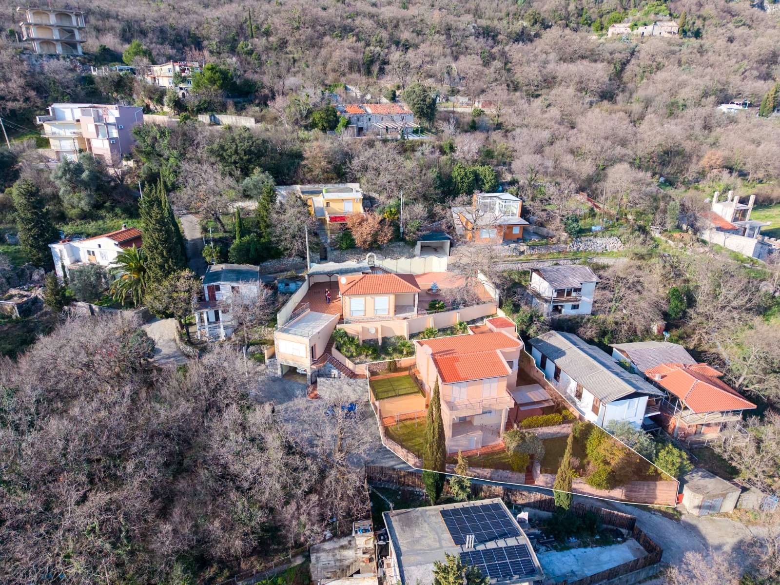 Fantastic Sea-View Family House in Zagrade Area of Bar
