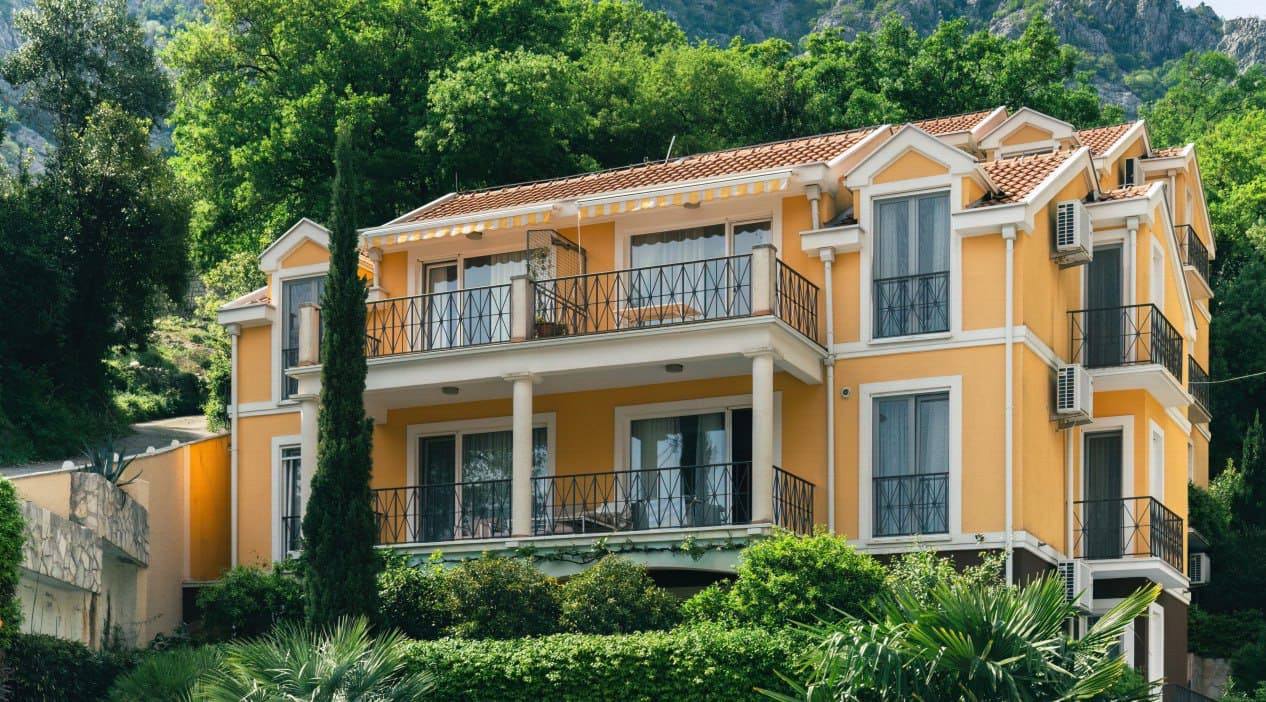 2 Bedroom Apartment in Orahovac, Kotor, Montenegro 2