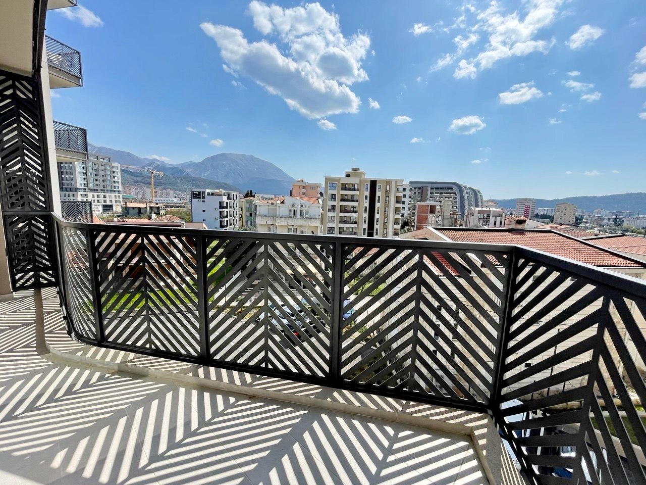 Luxury Apartment with Sea and Mountain Views in Harmonia Complex 10