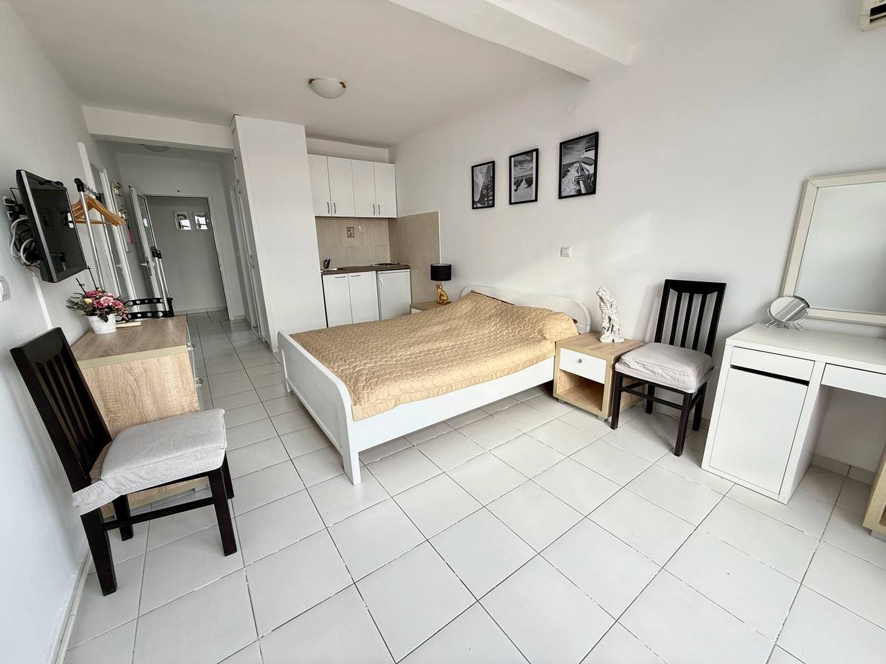 Sea View Studio in Rafailovici 5