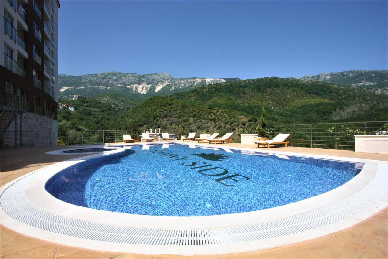 Compact Studio Apartment in Sunset Becici Complex