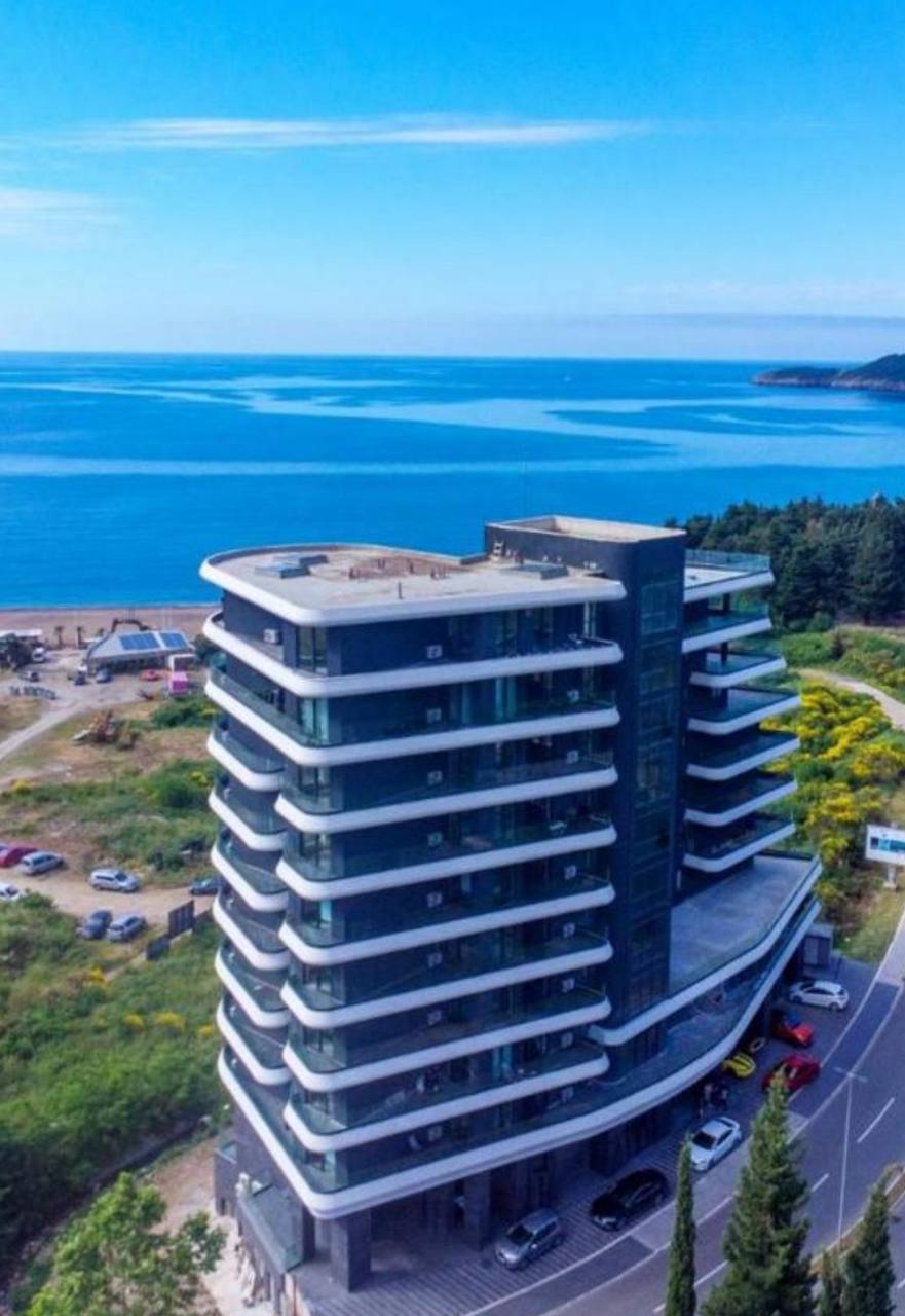 Sea View Apartment in Becici