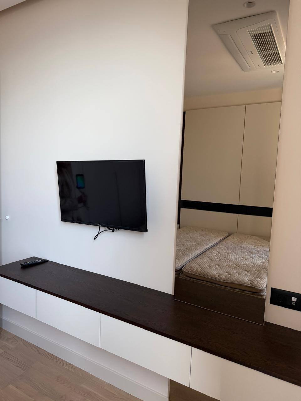 Sea View Apartment in Becici 8
