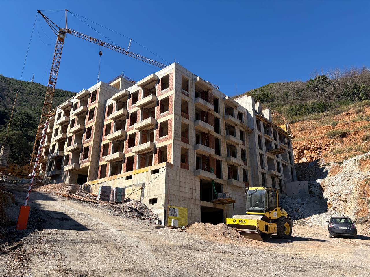 Sea View Apartments in Modern Complex, Budva 4