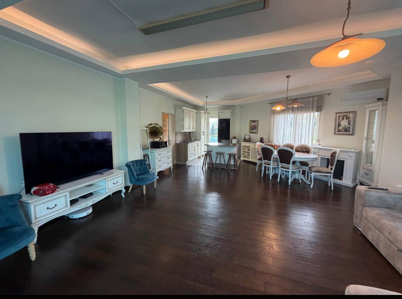 Two-bedroom apartment with sea view in Becici 7