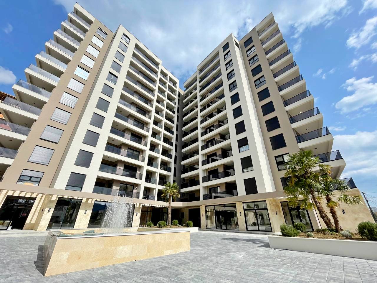 Exclusive 1-Bedroom Apartment with Sea and Mountain Views in Bar Center 4
