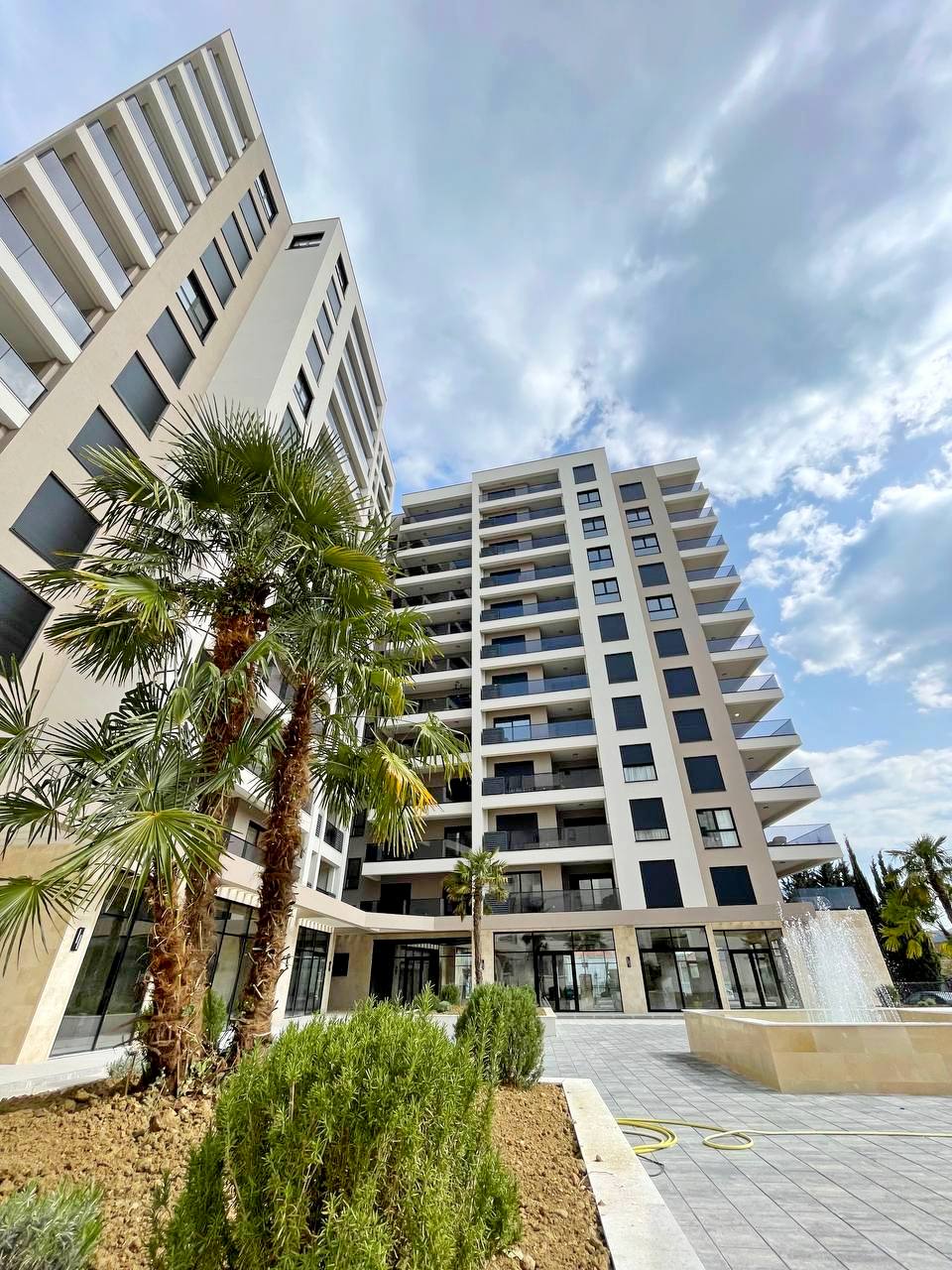 Exclusive 1-Bedroom Apartment with Sea and Mountain Views in Bar Center