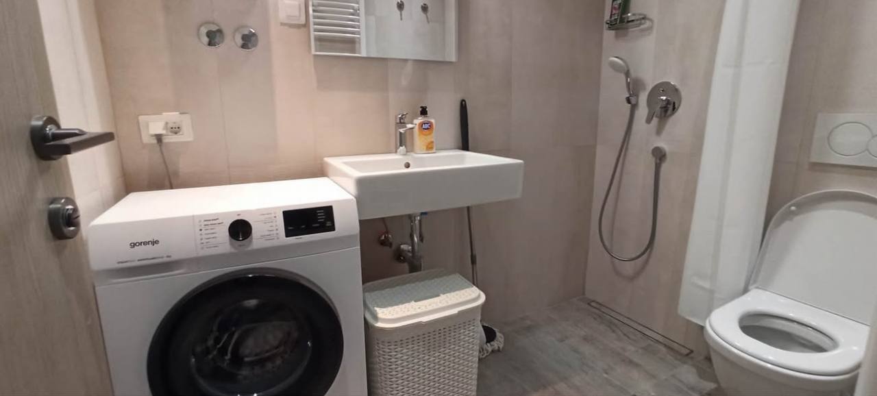 Studio in central Tivat 6