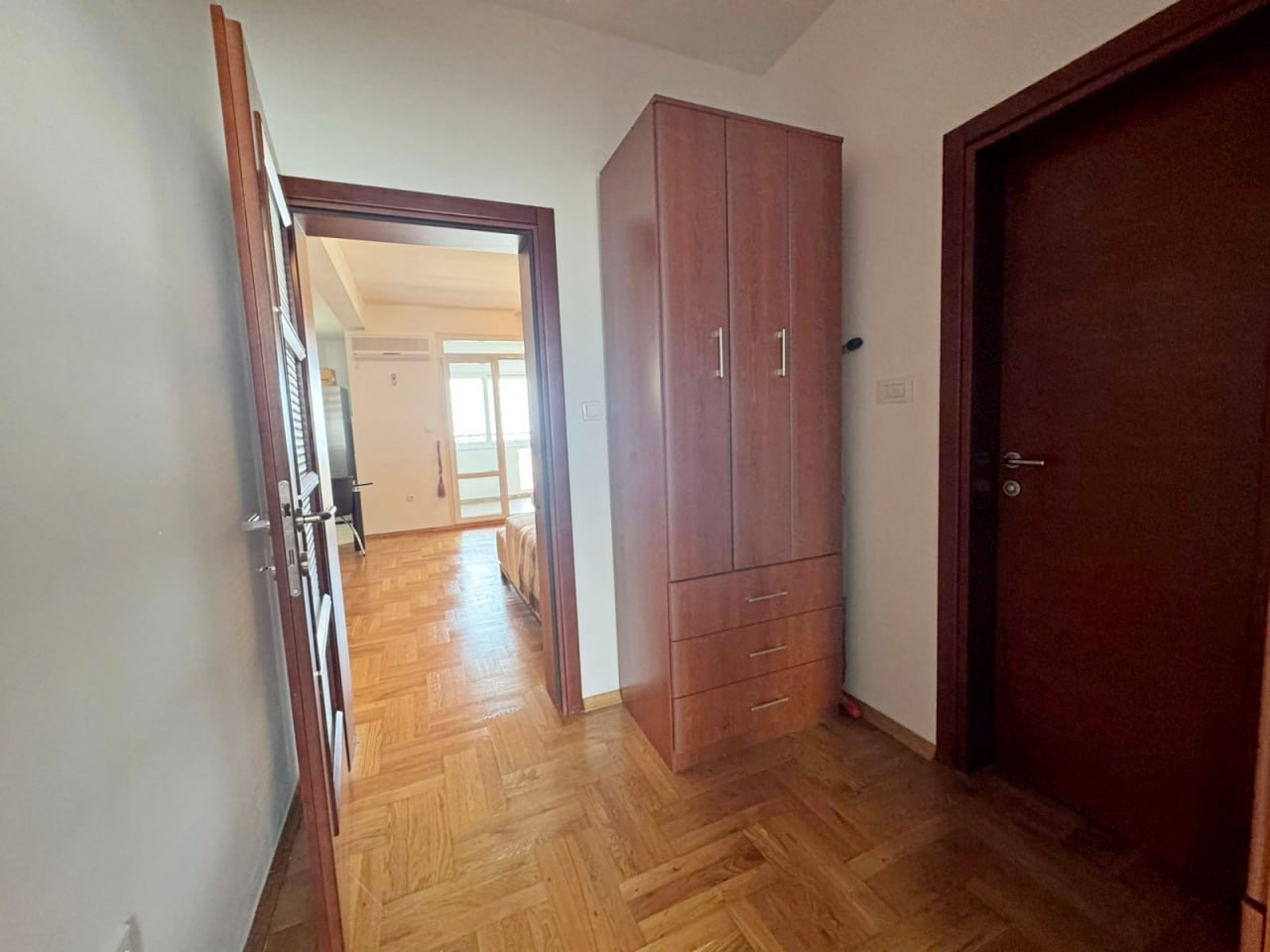 Spacious apartment in Bar city center 9