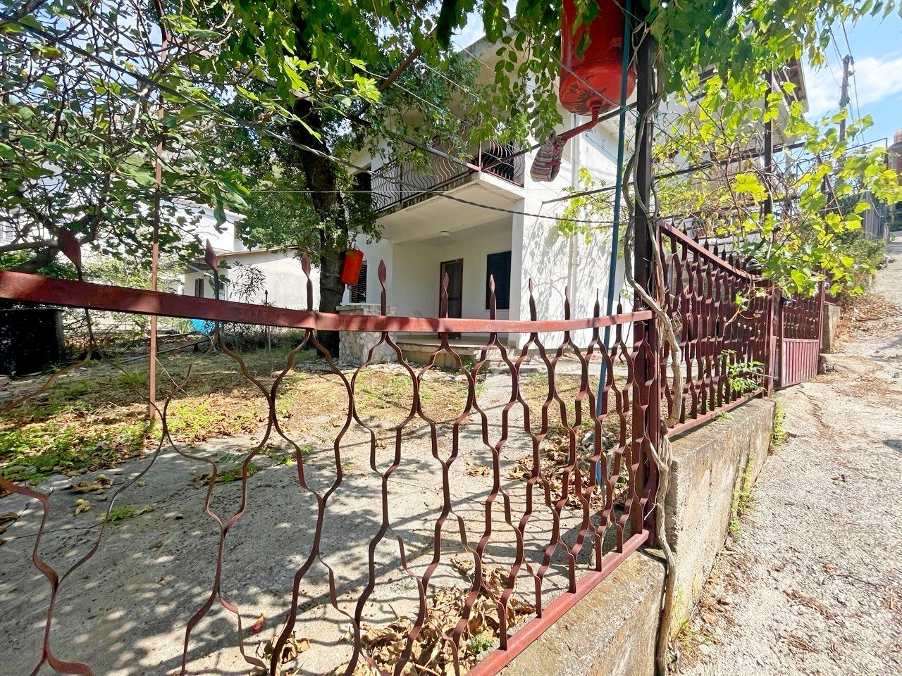 House with Sea View in Sutomore 3