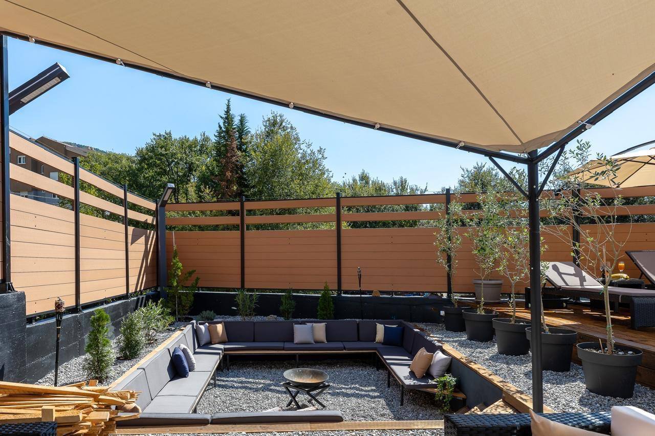Stylish Apartments with Pool and BBQ Area in Lastva Grbalska 4