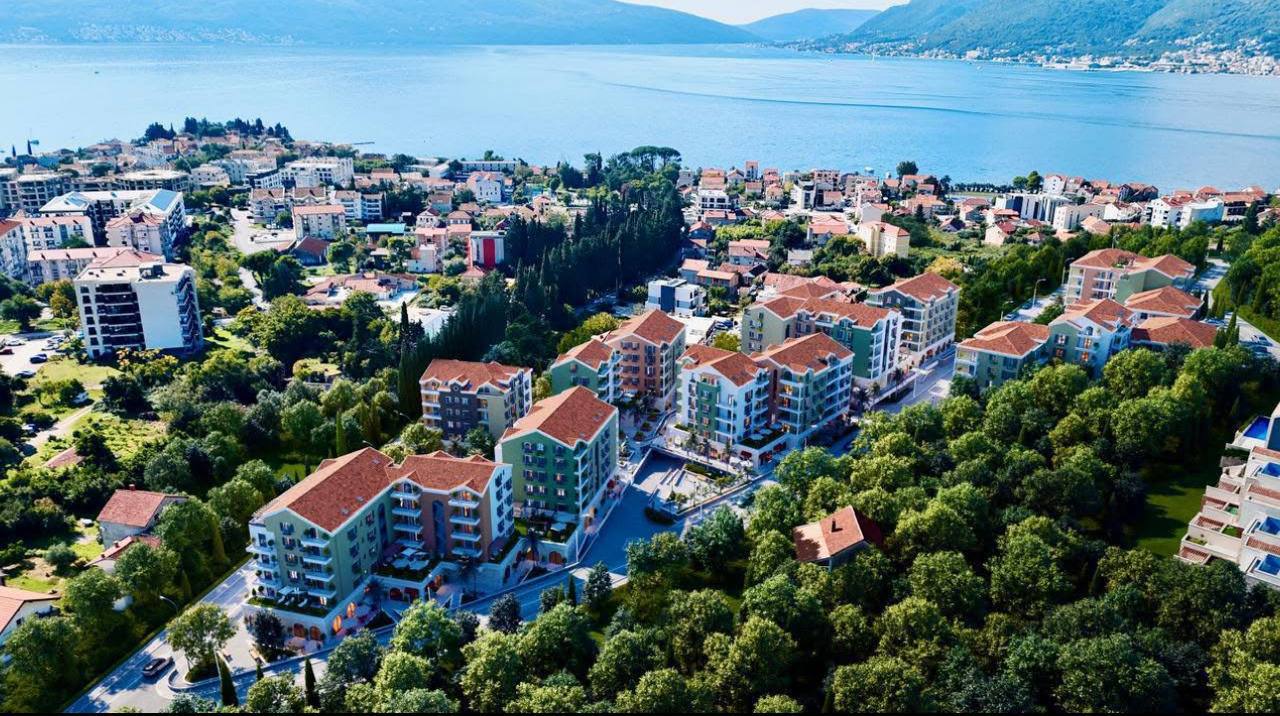 2 Bedroom Apartment in Donja Lastva, Tivat