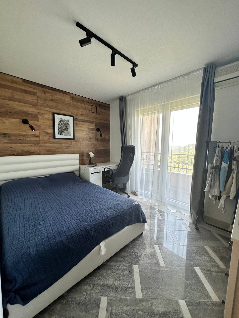 2 Bedroom Apartment with Pool in Budva (Seoc) 4