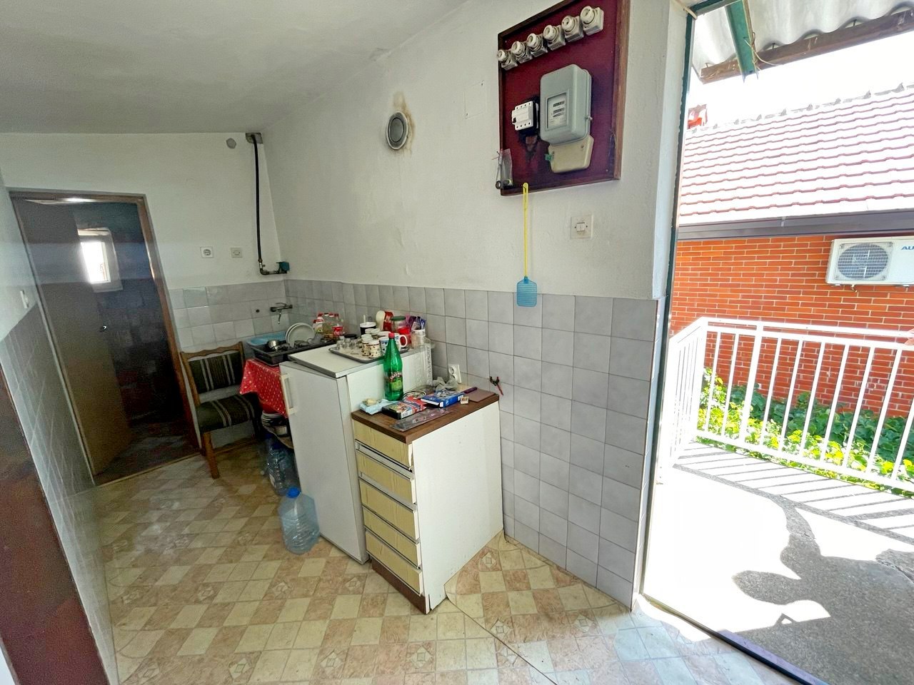 House with Panoramic Mountain View in Sutomore 10