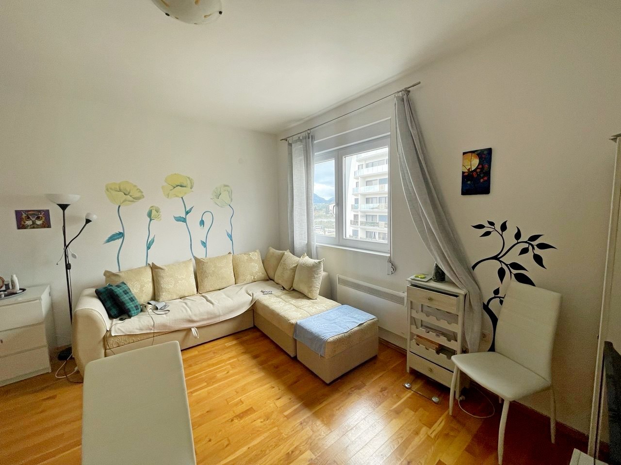Apartment in the Center of Bar 3