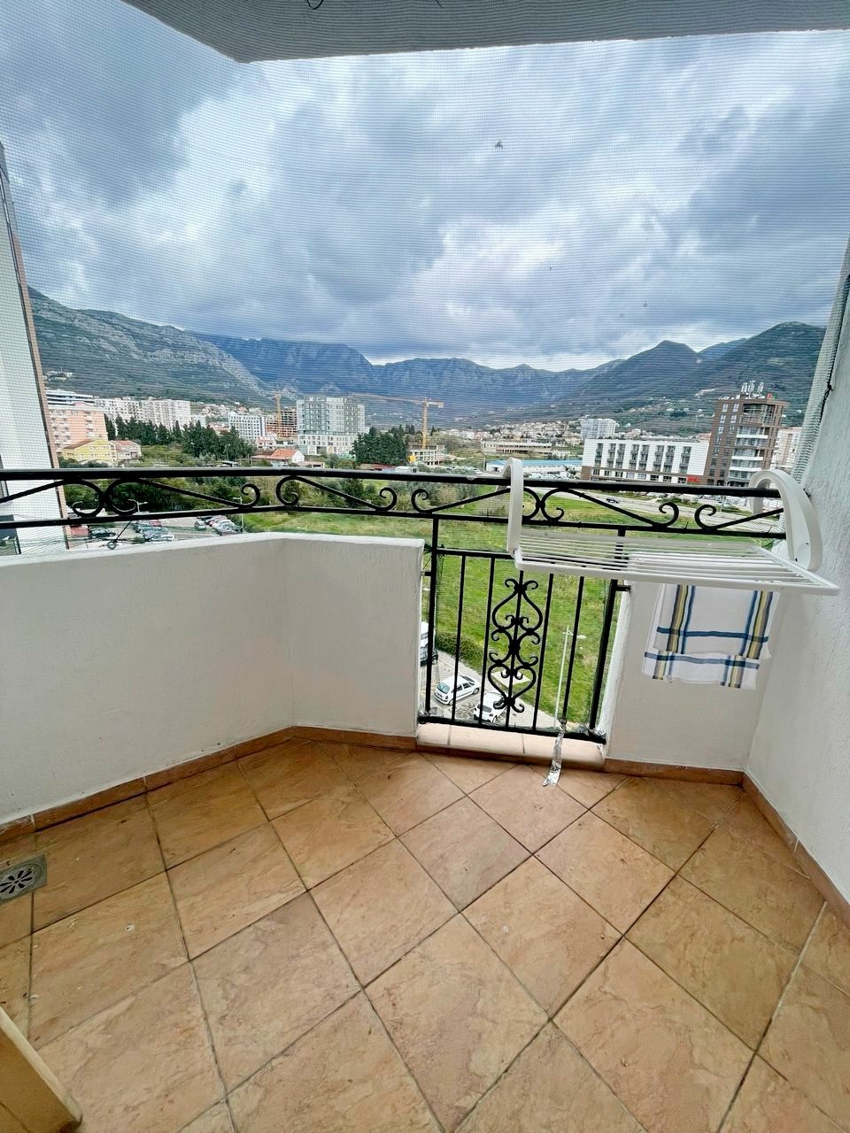 Apartment in the Center of Bar 10