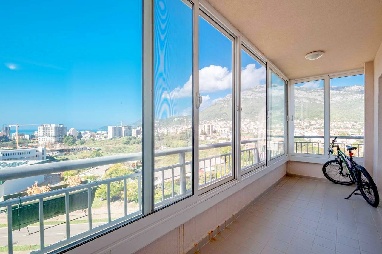 Exclusive 2-Bedroom Apartment with Sea and Mountain Views in Celebici