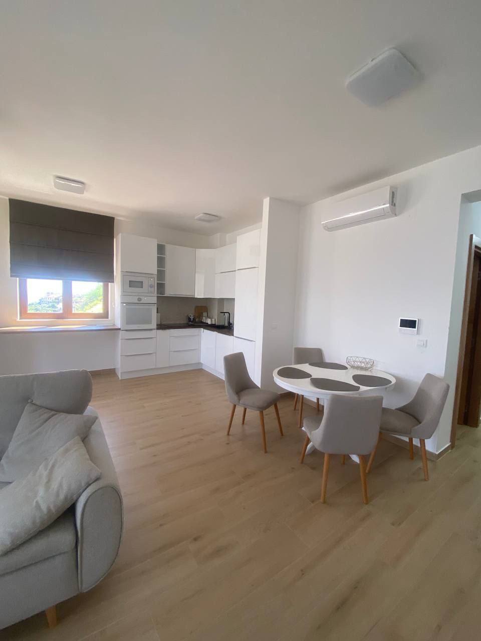 2-bedroom apartment with sea view near Adriatic School, Budva 9
