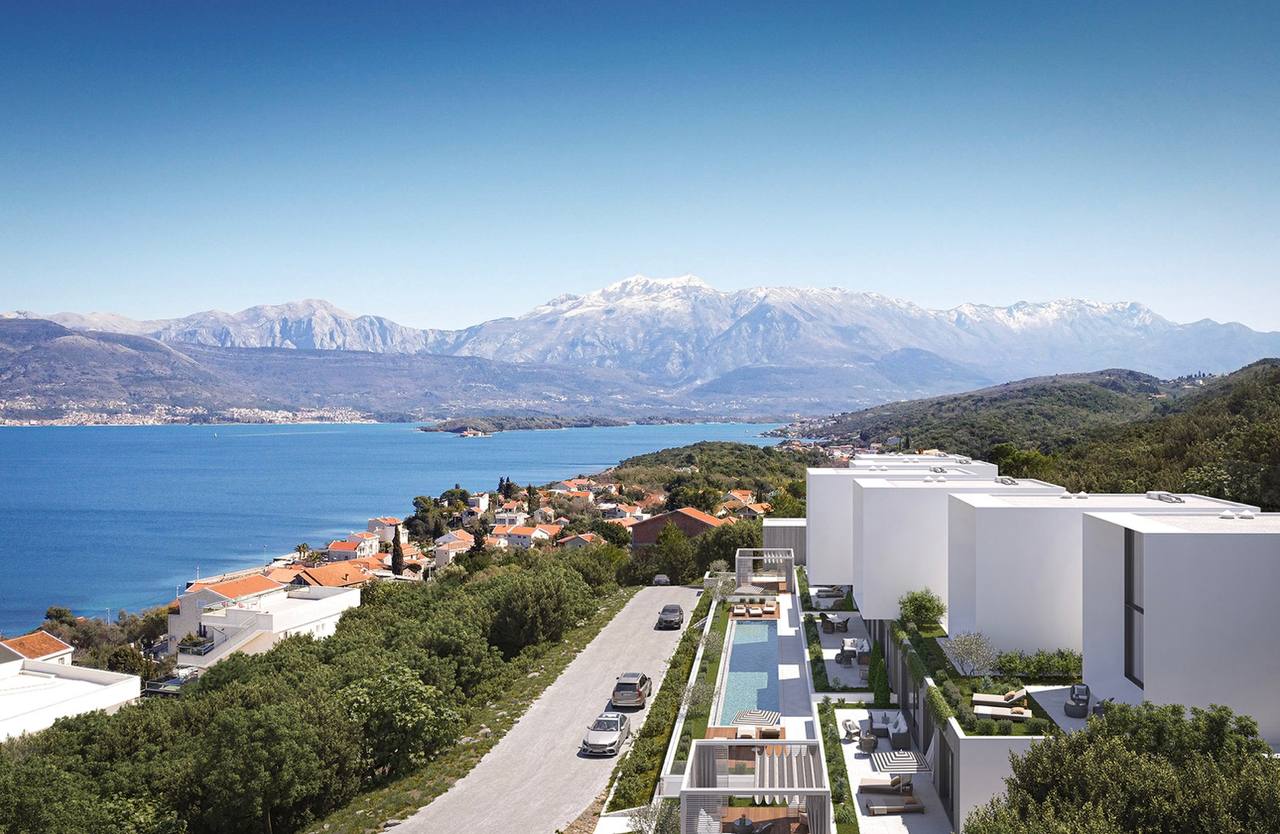 Ultra-Modern Duplex Apartment with Stunning Views in Krashichi 8