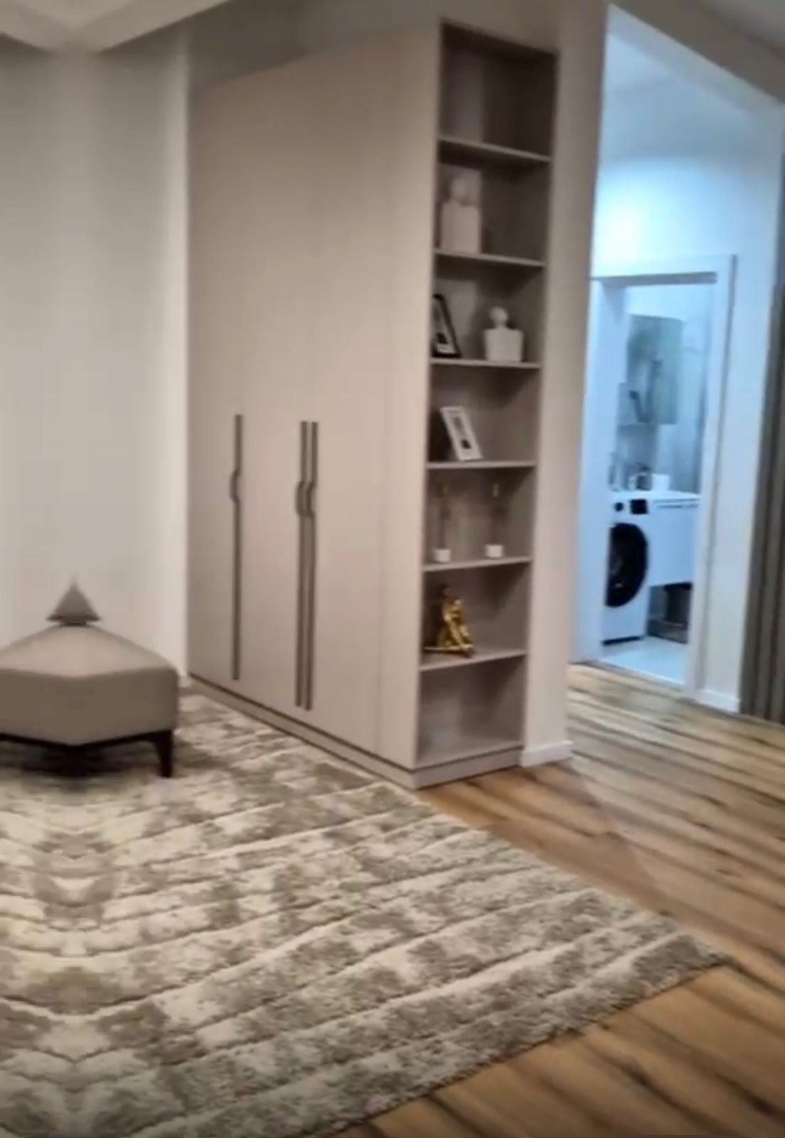 Spacious and Bright Apartment with Sea View in Dobra Voda 8