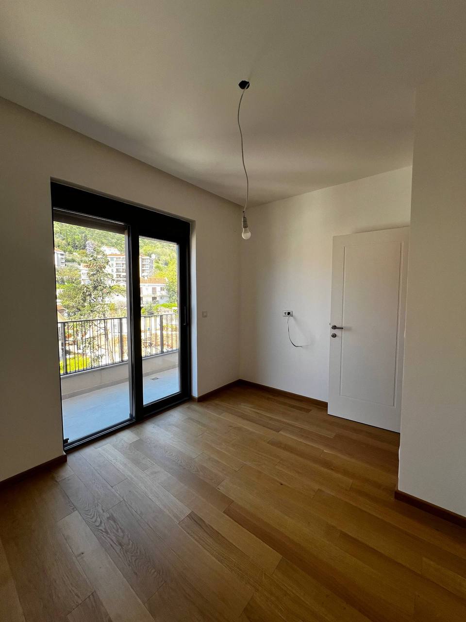 Sale Apartment in Becici, 2nd Sea Line 3
