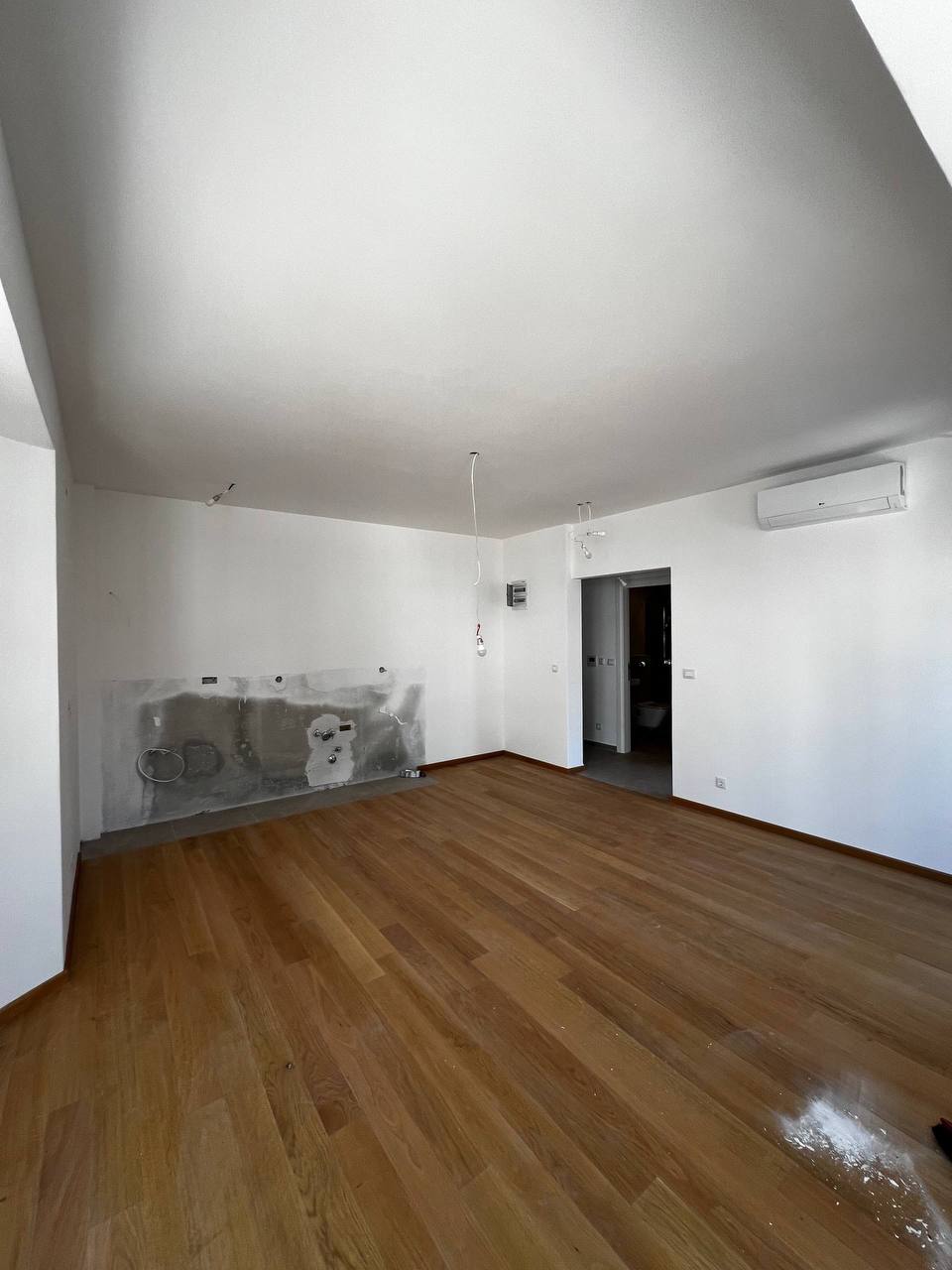 Sale Apartment in Becici, 2nd Sea Line 9