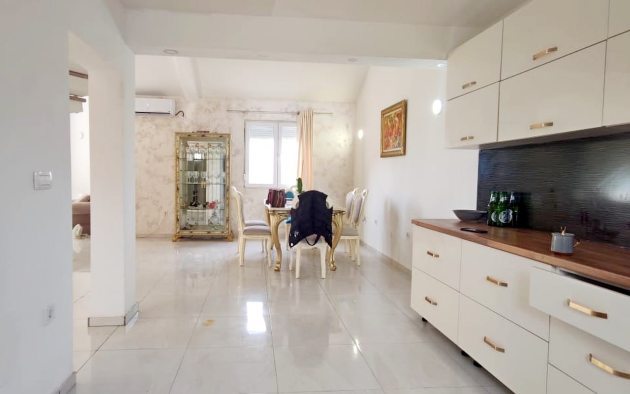 Cozy Villa with Pool and Mountain View in Polje, Bar 6