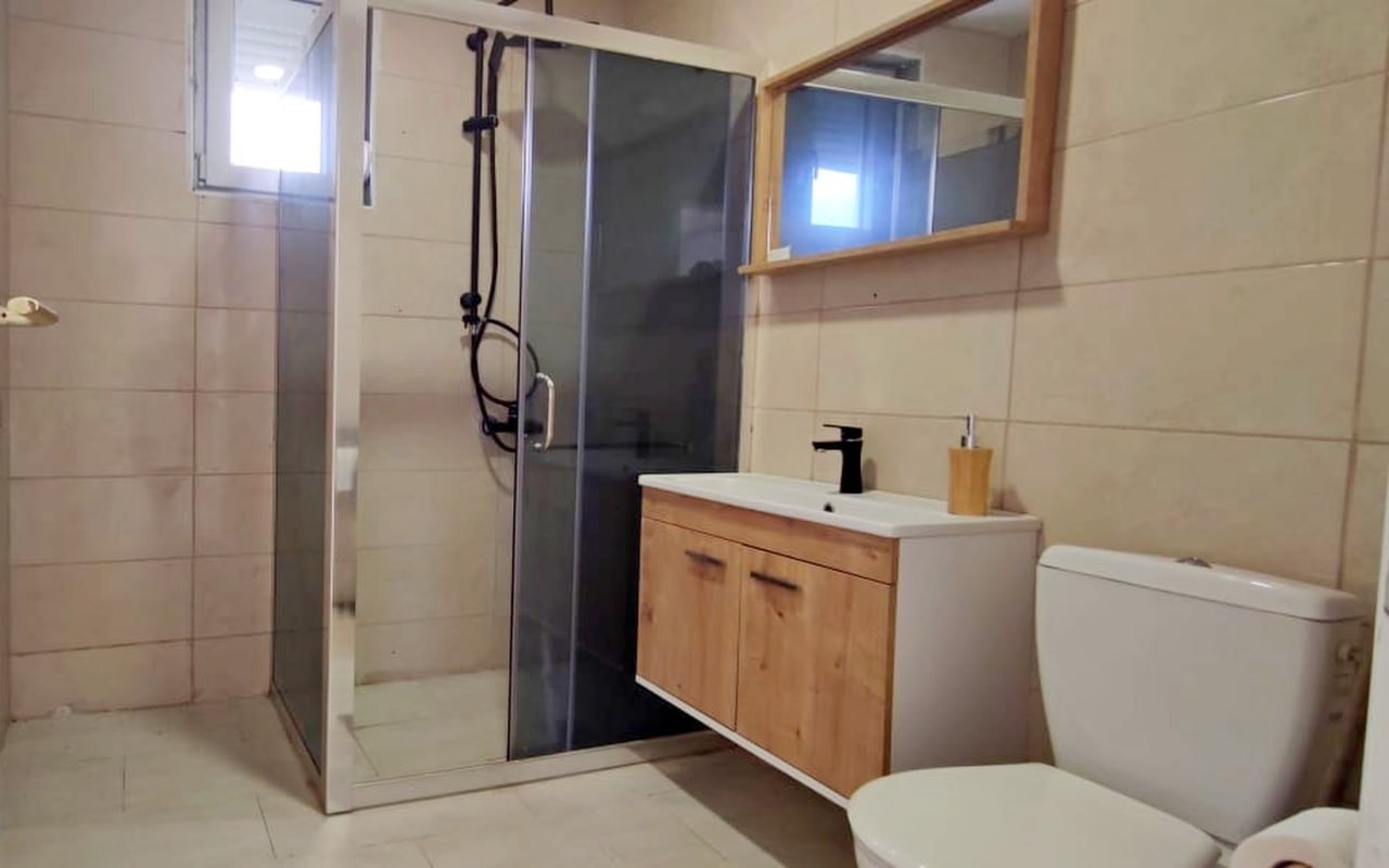 Cozy Villa with Pool and Mountain View in Polje, Bar 10