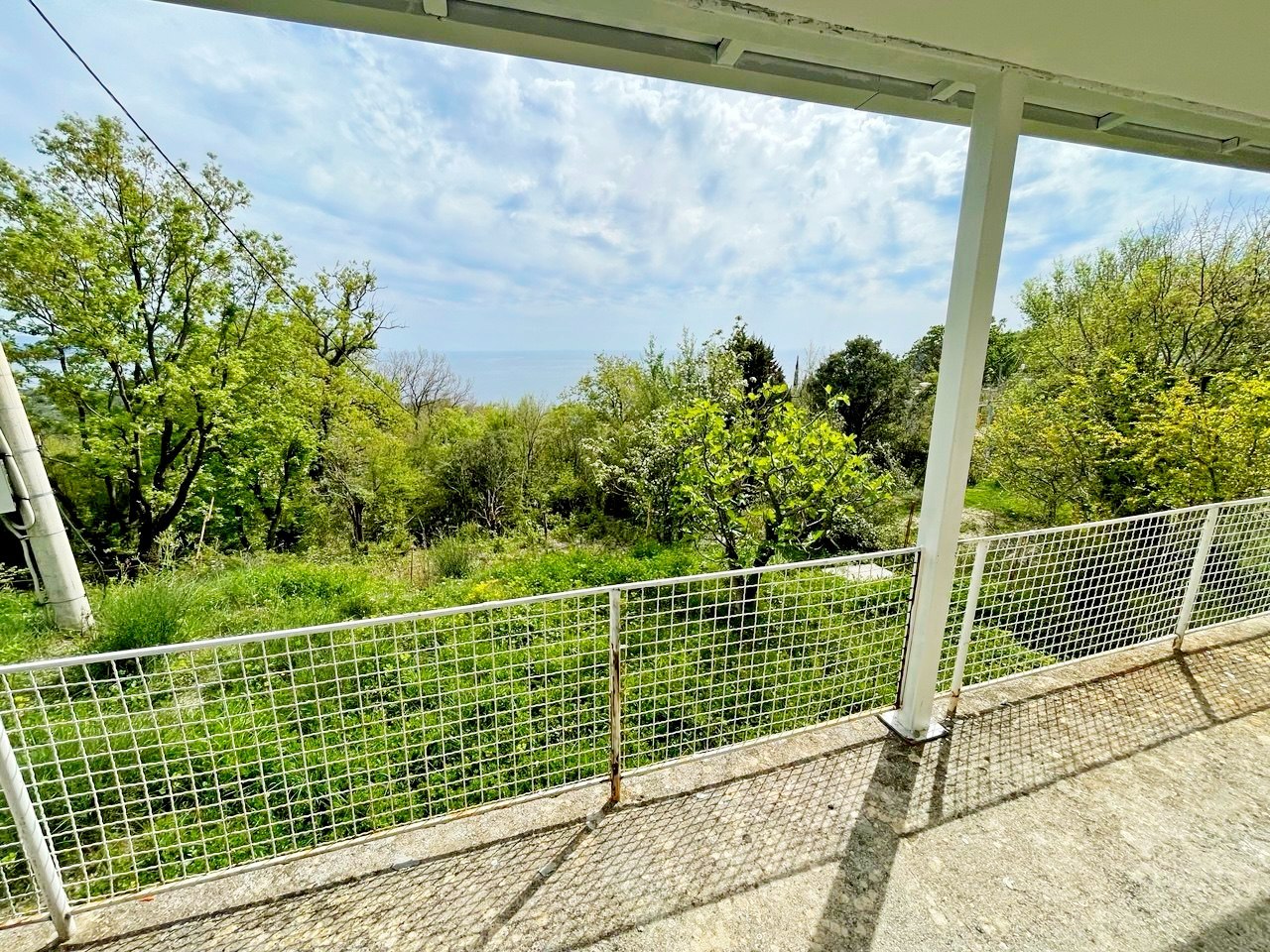 Small House with Sea View in Sutomore 5