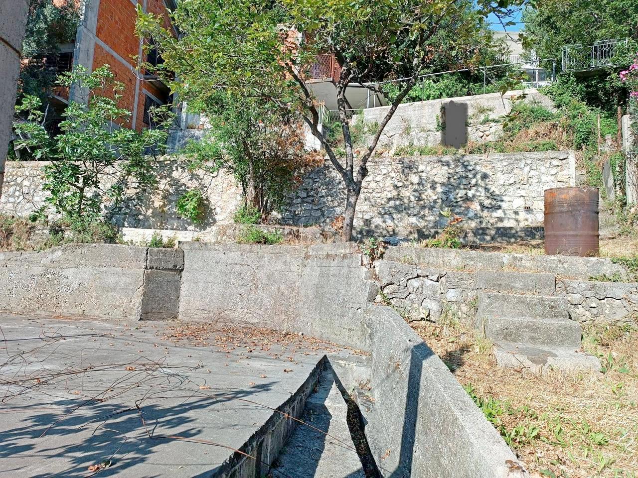 Stone House with Green Territory in Sutomore 6