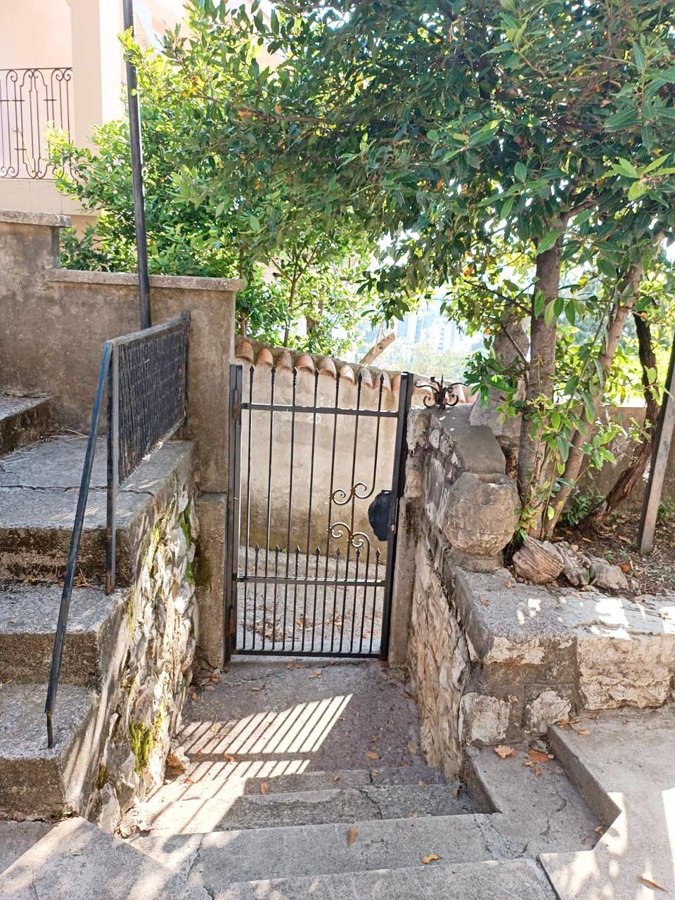 Stone House with Green Territory in Sutomore 9
