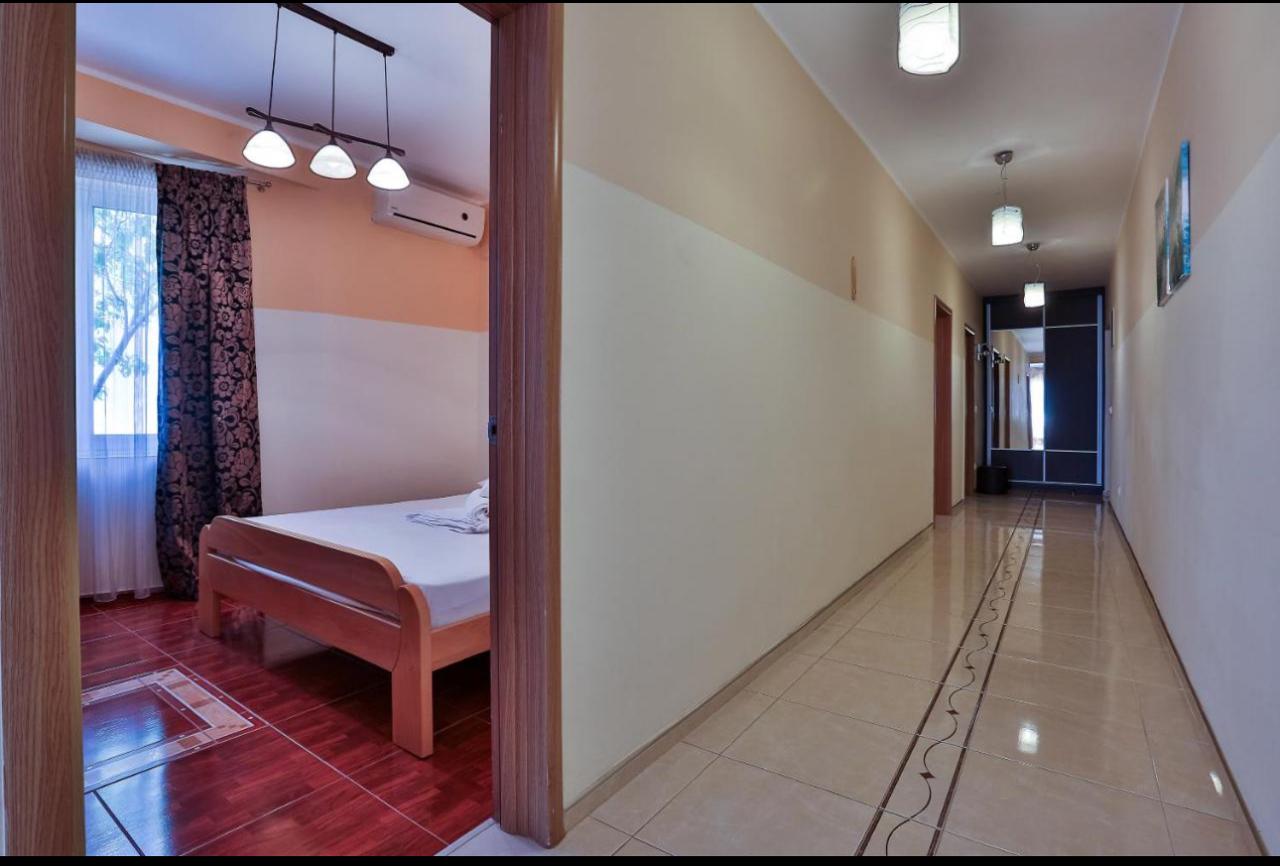 Apartment N2 with stunning sea views in Hladna Uvala, Utjeha 9