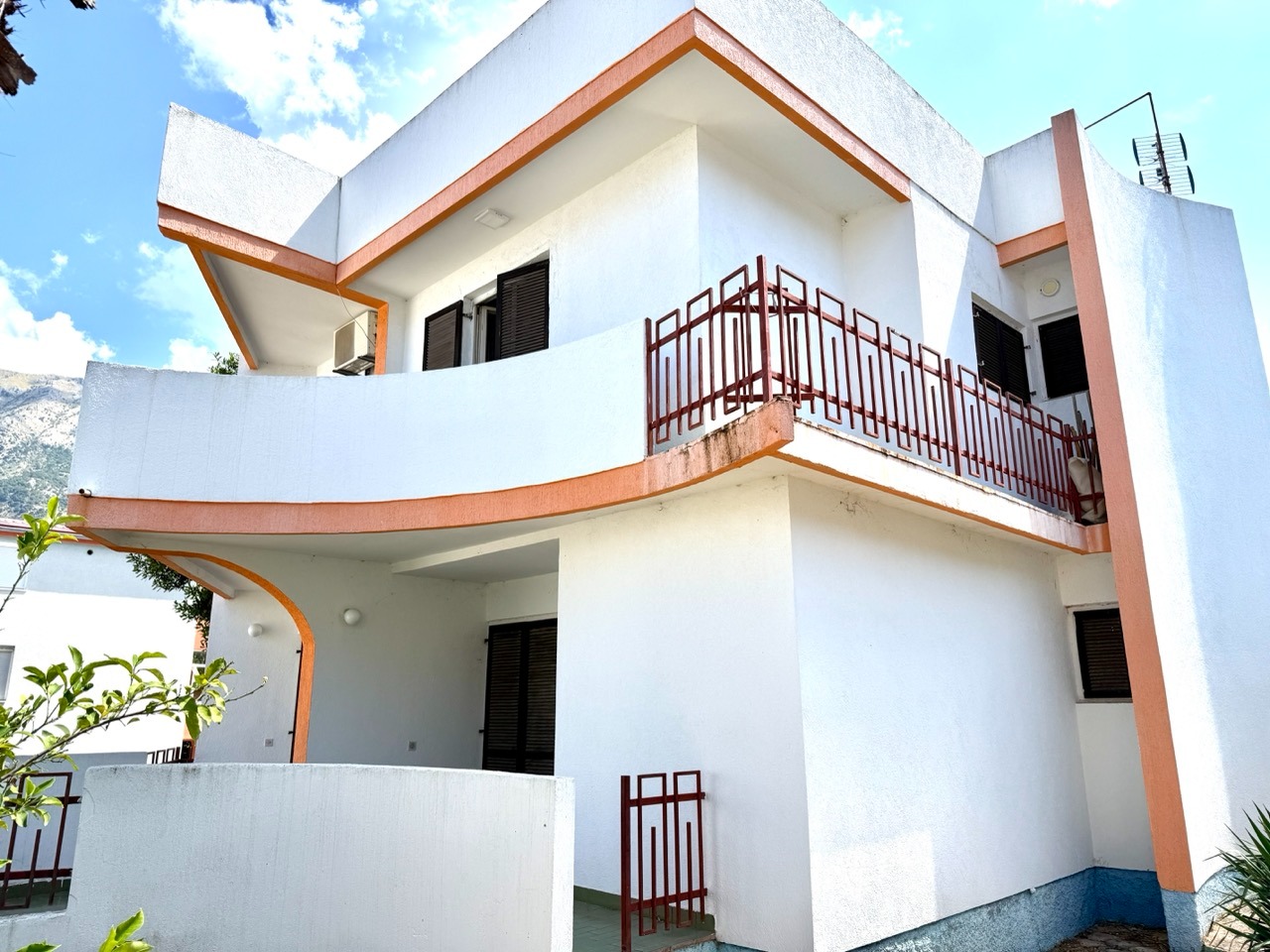 House with Sea View in Dubrava, Bar 2