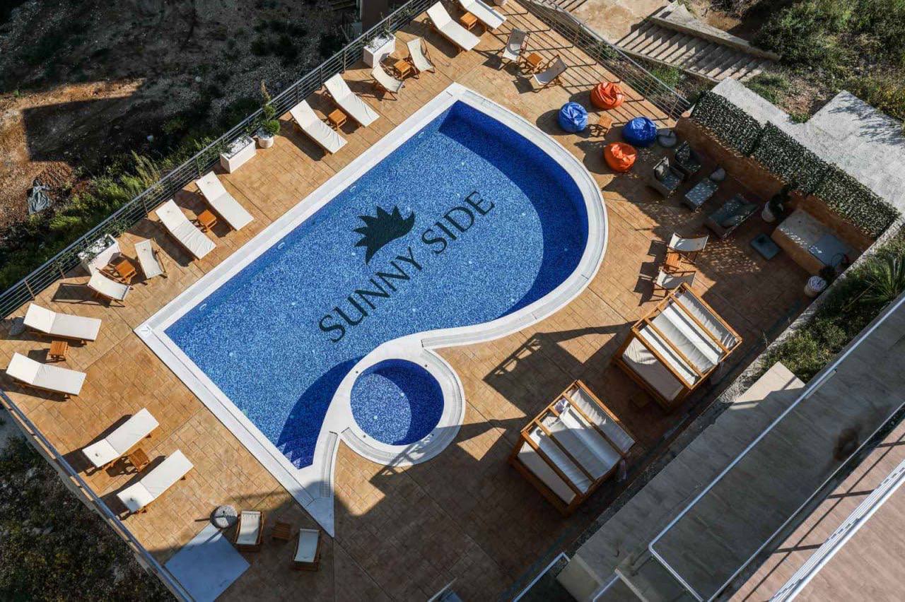 1 Bedroom Apartment with Spacious Terrace and Jacuzzi in Sunny Side, Becici
