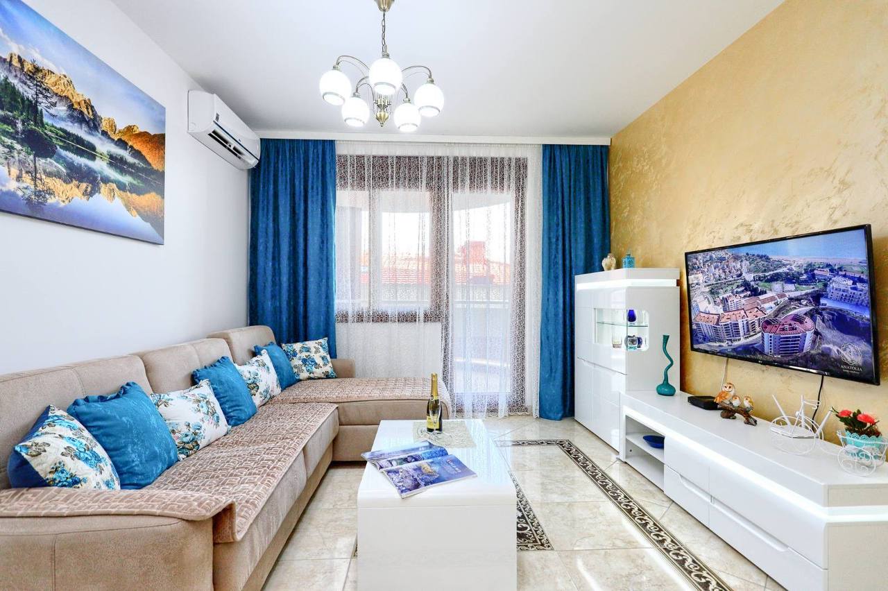1-bedroom apartment with sea view in Becici
