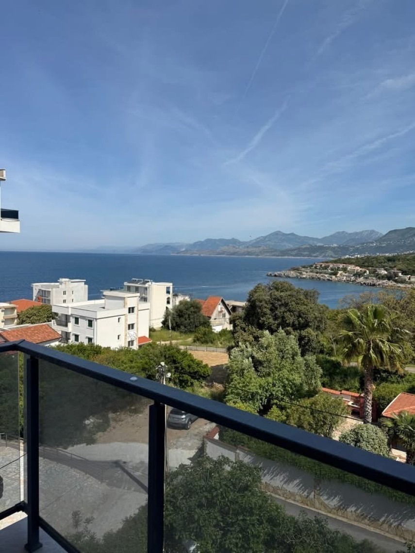 Studio in Uteha with Sea View, 200m from the Beach