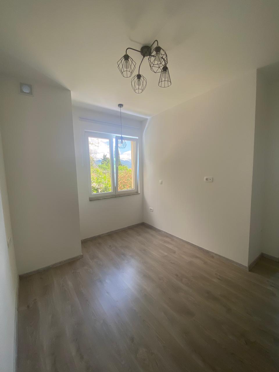 2 Bedroom Apartment with Garden and Sea View in Djenovici 8