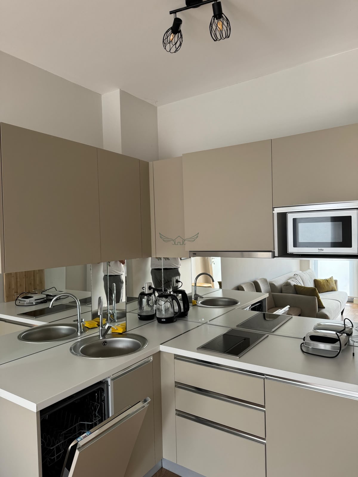 Garden floor 1-bedroom apartment in new development, Tivat – sea & mountain view 3