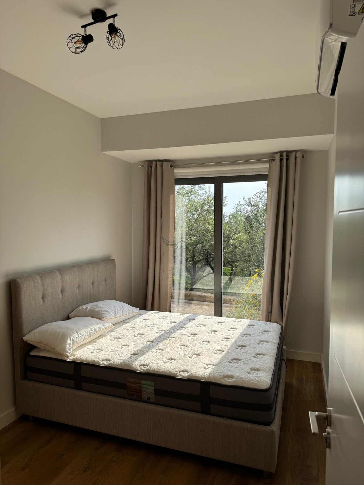 Garden floor 1-bedroom apartment in new development, Tivat – sea & mountain view 4