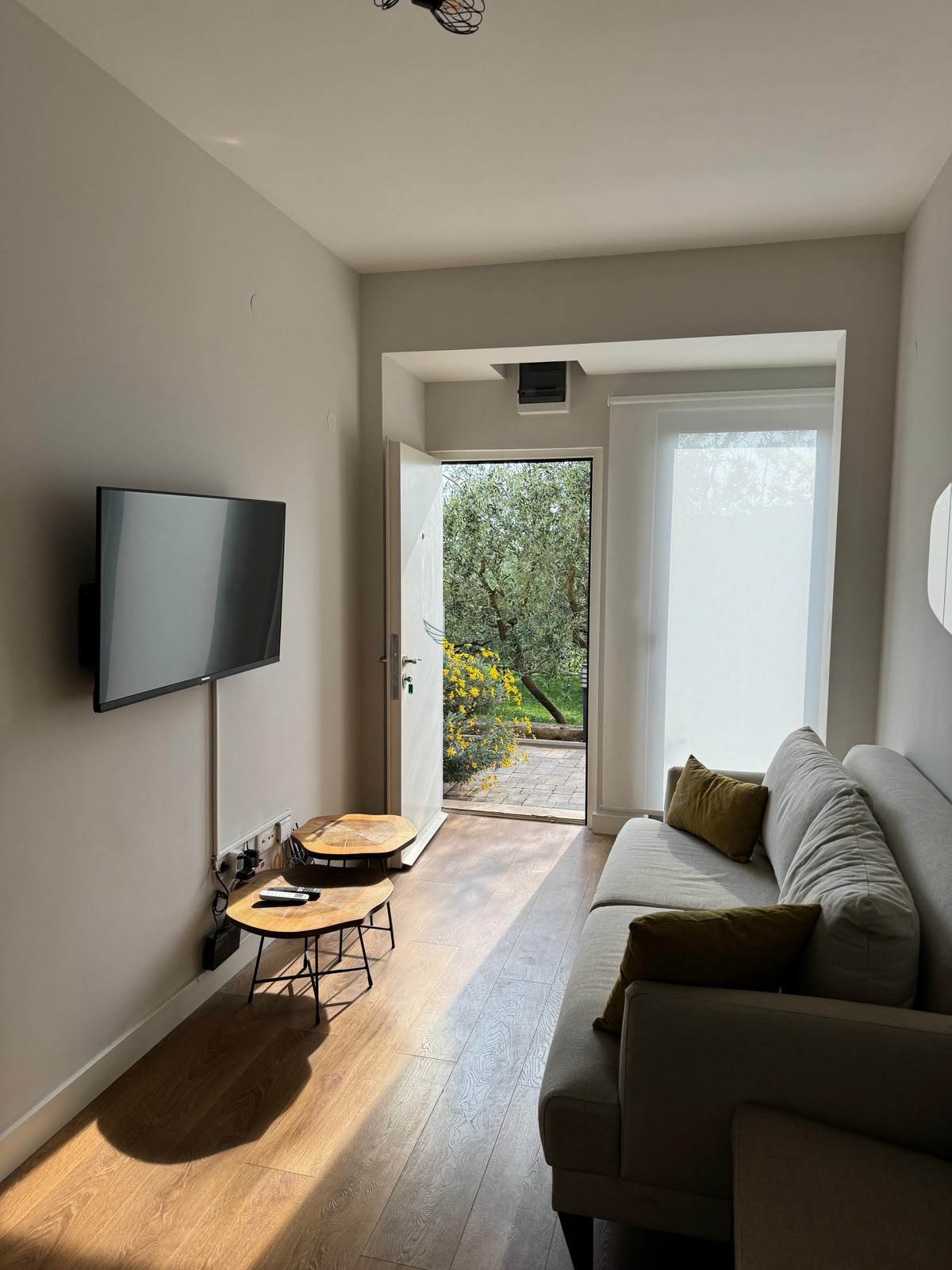 Garden floor 1-bedroom apartment in new development, Tivat – sea & mountain view 5